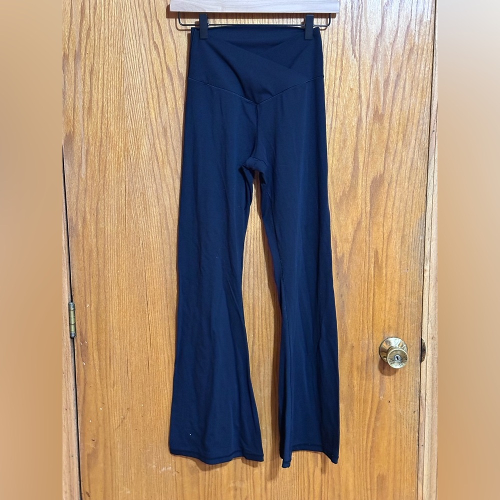 Sunzel sz small‎ flare Women's Black Leggings yoga workout